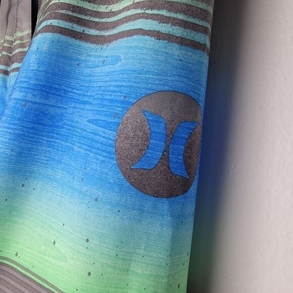 Hurley Men’s Phantom Gray Blue Green Overspray 20” Board Shorts Size 30 - Picture 11 of 15